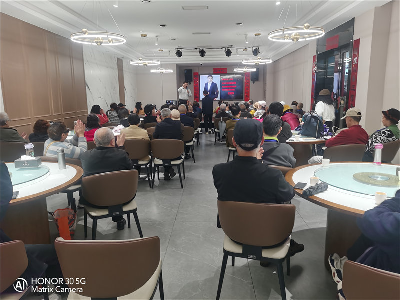 綿陽(yáng)中旅假日旅行社舉行夏季線路分享會(huì)